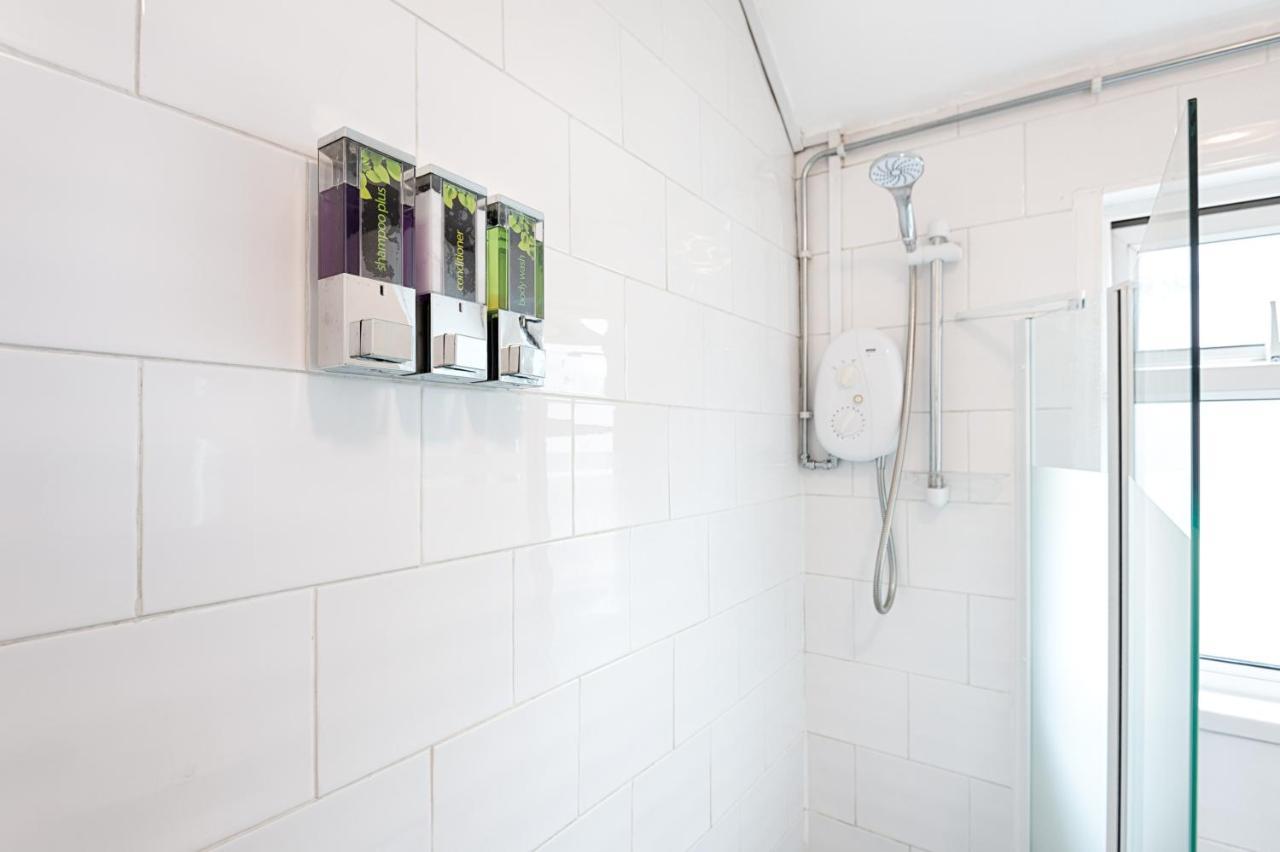 Walk To Swansea Stadium, 3 Rooms, Smart Tv'S Екстериор снимка